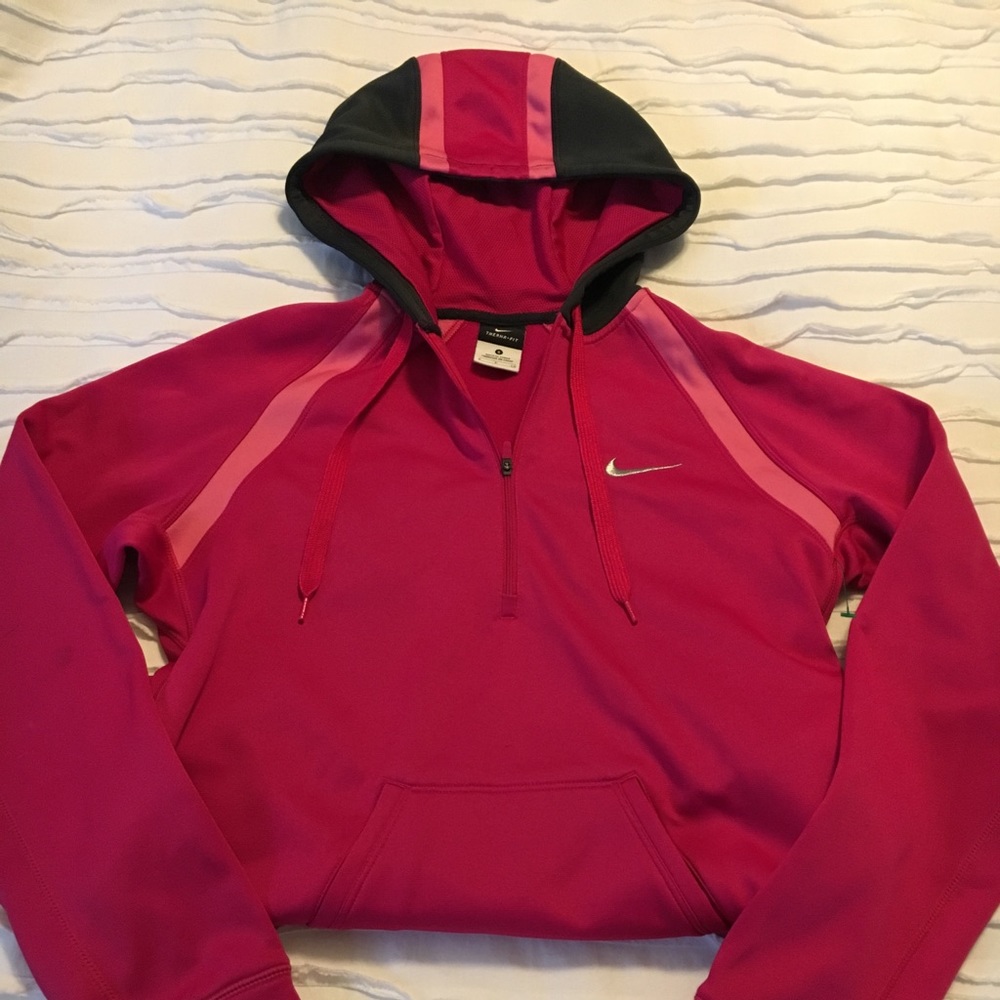 Nike Pullover Hoodie Pink